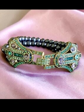 Heidi Daus Gold-Tone Teal and Purple Crystal Art Deco Bracelet. NWOT